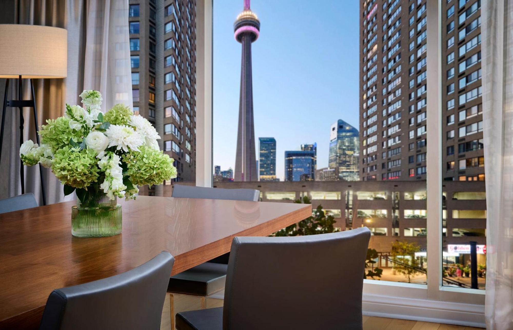 Hotel Radisson Blu Toronto Downtown Extérieur photo